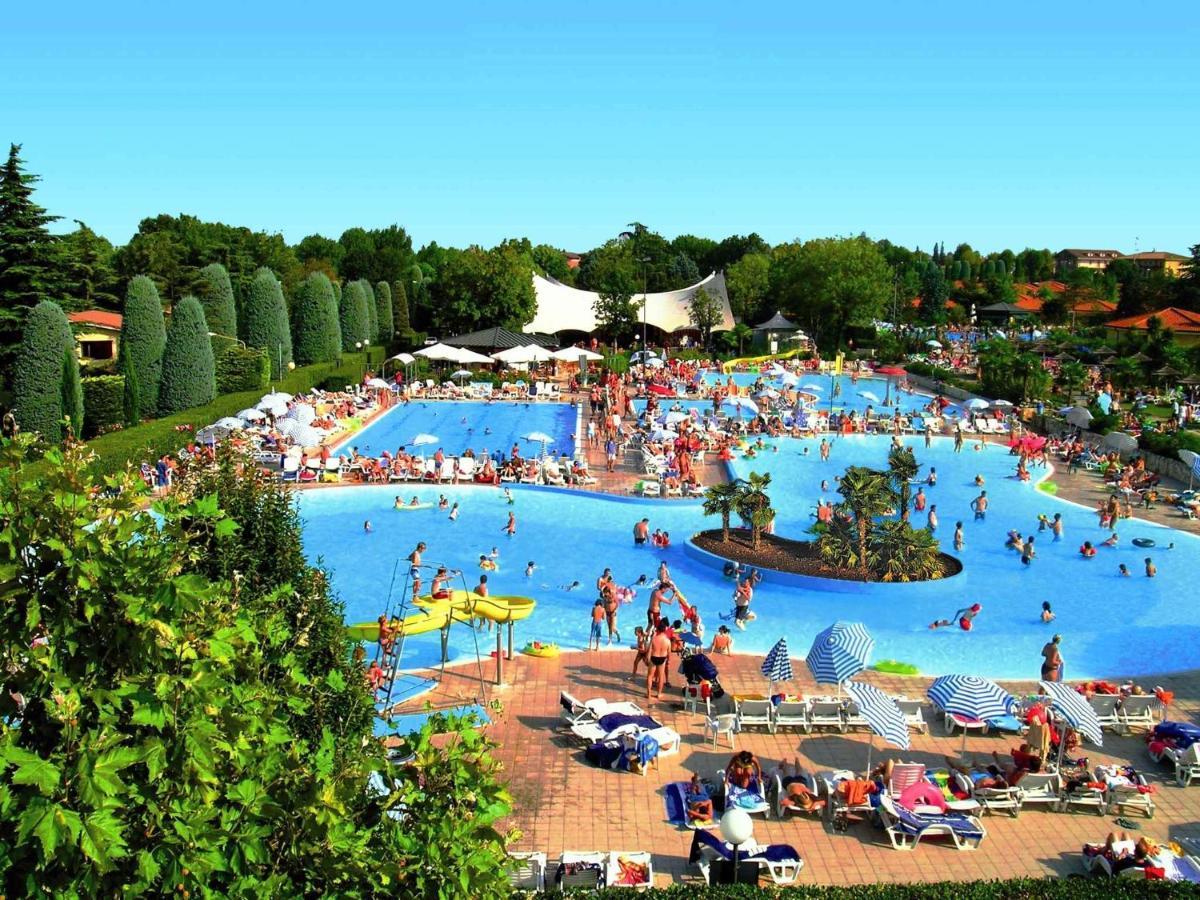 Camping Bella Italia In Peschiera Del Garda - Gardasee Ngoại thất bức ảnh