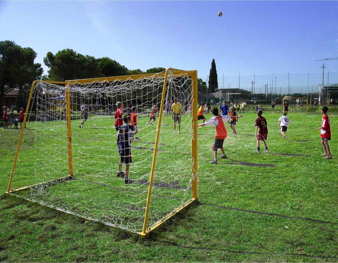 Camping Bella Italia In Peschiera Del Garda - Gardasee Ngoại thất bức ảnh