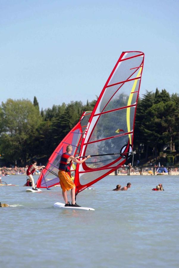 Camping Bella Italia In Peschiera Del Garda - Gardasee Apartment Ngoại thất bức ảnh