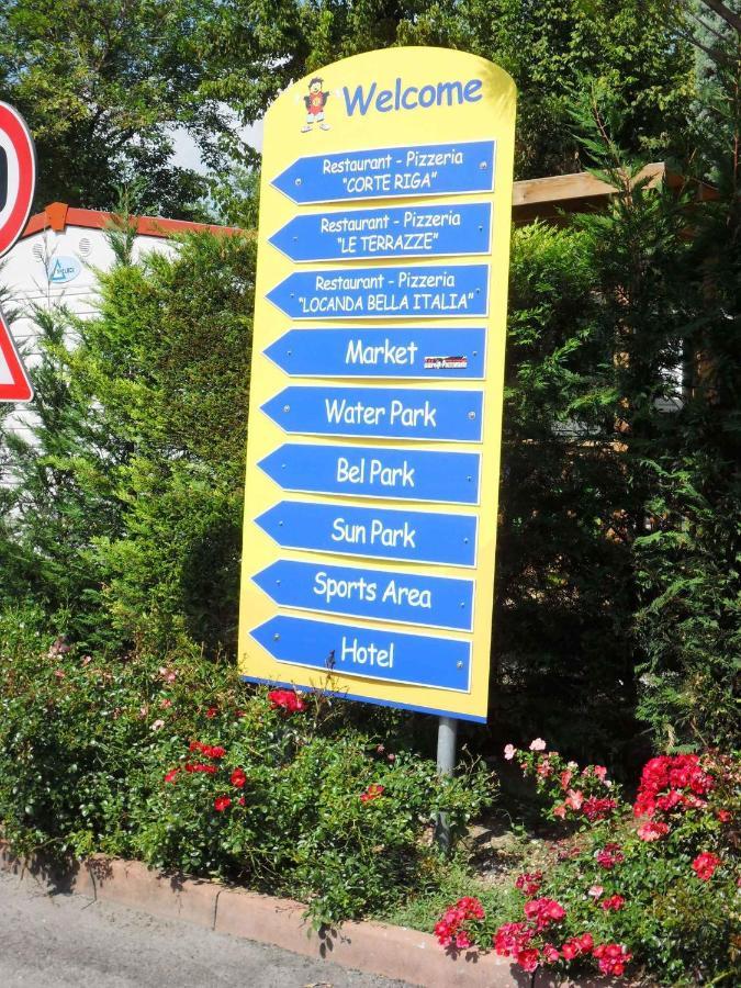 Camping Bella Italia In Peschiera Del Garda - Gardasee Apartment Ngoại thất bức ảnh