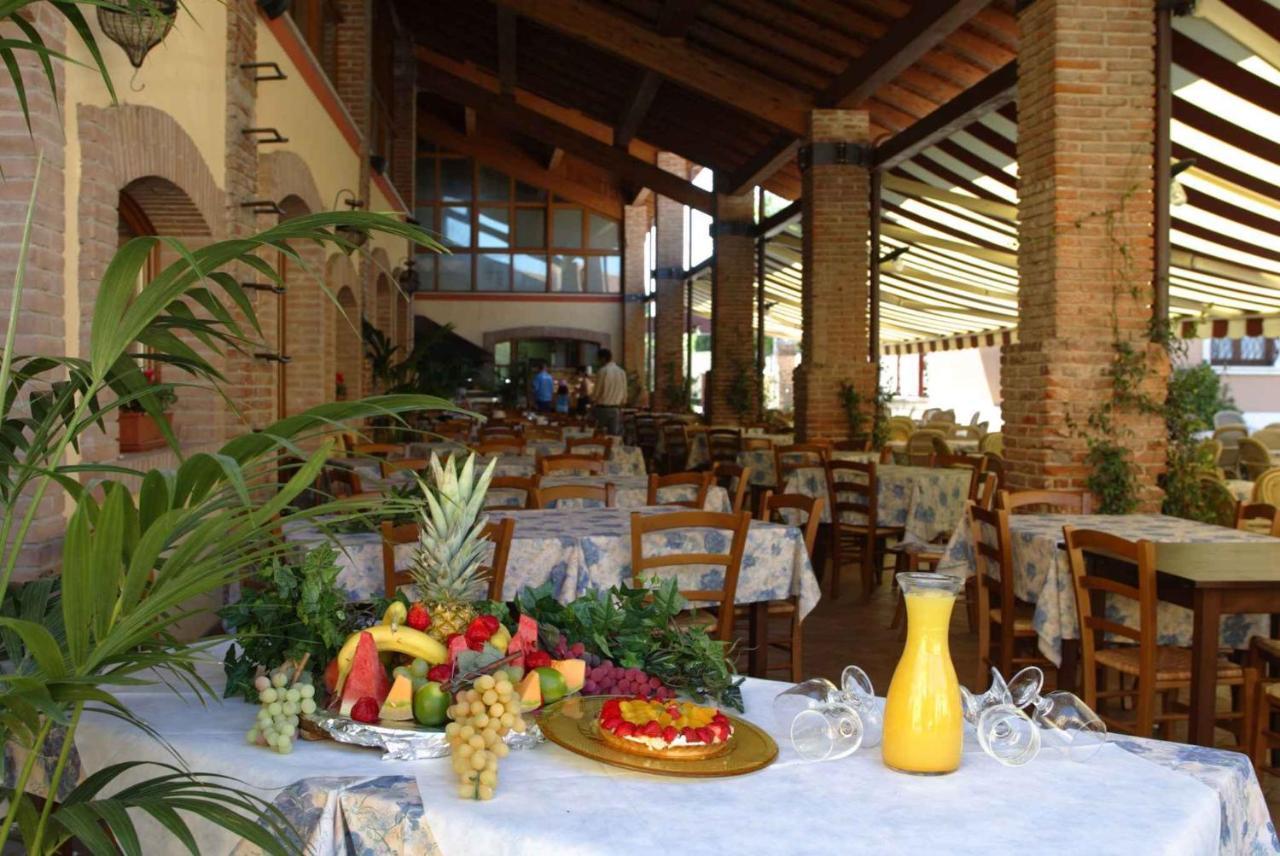 Camping Bella Italia In Peschiera Del Garda - Gardasee Apartment Ngoại thất bức ảnh